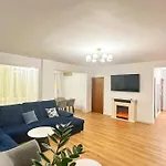 Zarii - Cotroceni Апартаменти