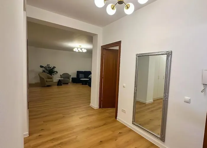 Zarii - Cotroceni Apartment *