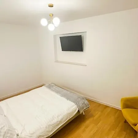 Zarii - Cotroceni Apartmán